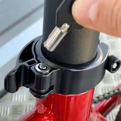 Collier De Selle Antivol Batterie & Tige De Selle EOVOLT CONFORT 5 Collier De Selle Antivol Batterie & Tige De Selle EOVOLT CONFORT -Antivol Vélo Soldes collier de selle antivol batterie tige de selle eovolt confort 1